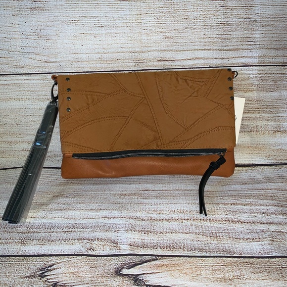 NWT Cambridge Clutch - Picture 2 of 6